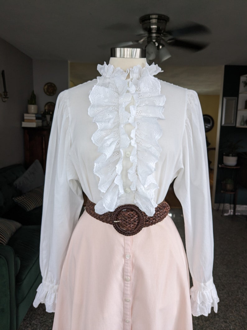 Vintage Ruffled Poet Blouse, Medium Large, White Cotton Button Blouse with Eyelet Ruffle Collar and Cuffs image 2