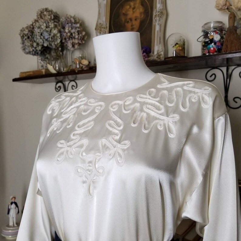 Vintage Embroidered Satin Blouse, Small / Victorian Revival Cocktail Blouse with Soutache Ribbonwork / Silky Cream Back Button Blouse image 6