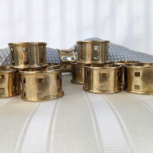 Vintage Brass Napkin Rings, Set of 10, Brass Cutout Napkin Rings for Dinner Napkins image 9