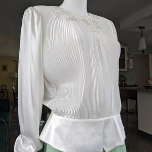 Vintage Fortuny Pleated Blouse, Large / White Satin Back Button Cocktail Blouse / Silky Peplum Blouse with Beads and Sequins image 3