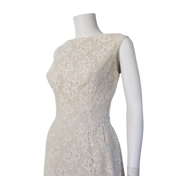 Vintage Lace Maxi Dress, Medium Large / 1960s Sle… - image 7