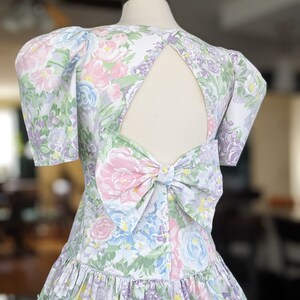 Vintage Pastel Floral Print Bodycon Dress