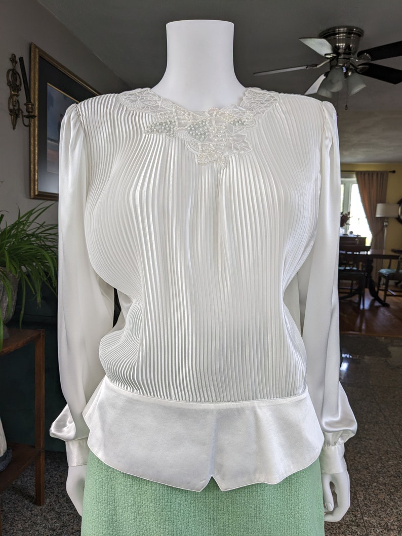 Vintage Fortuny Pleated Blouse, Large / White Satin Back Button Cocktail Blouse / Silky Peplum Blouse with Beads and Sequins image 2