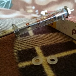 vintage Seringue médicale Seringue hypodermique Seringue médicale médecine vintage Seringue en verre Seringue ancienne Seringue antique vintage médecin cadeau