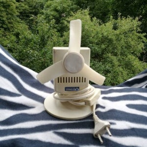 Ventilator Fan Vintage blower Desk fan Vintage ventilator Electric fan Desktop ventilator Retro blower Rotary fan Vintage ventilator