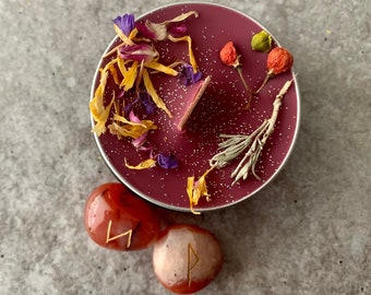 ZODIAC CANDLES - ARIES ( clove bud )