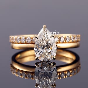 Bridal Ring Set, 2 Ct Pear & Round Cut Lab Grown Diamond Engagement Ring Set, Matching Round Diamond Wedding Band Set, Hidden Halo 14k Gold