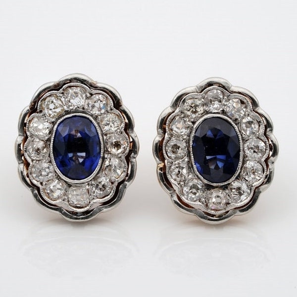 Oval Cut Blue Sapphire Diamond Earrings, Floral Halo Earrings, Screw back Earrings, Stud Earrings, 14K Gold Ovar Earring, Vintage Earring