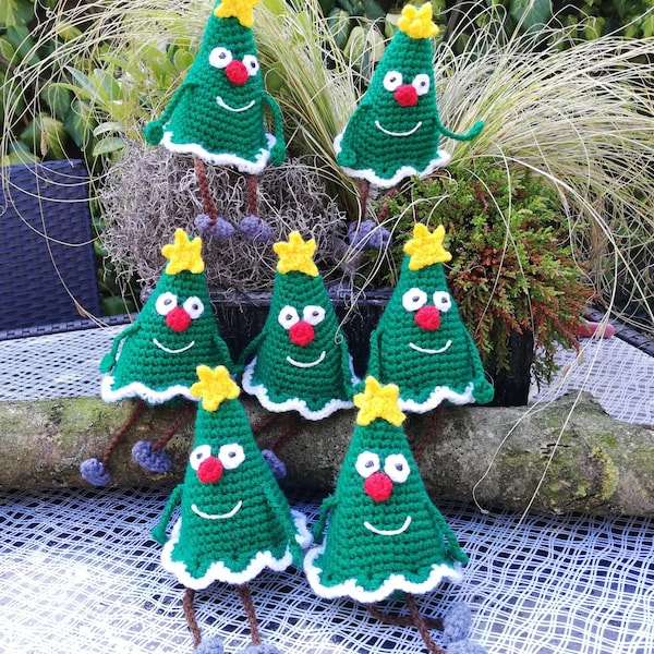 Shelf sitter Christmas tree/ Christmas