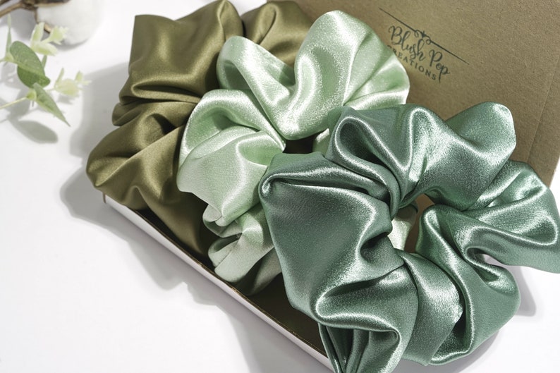 Scrunchie Hair Tie Soft Satin Scrunchie Elastic Hair Tie image 0