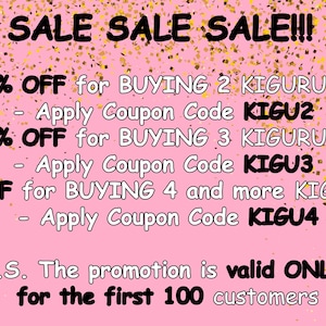 Op de afbeelding: Roze achtergrond met gouden confetti en tekst die "SALE SALE SALE!!!" luidt. 25% KORTING bij aankoop van 2 KIGURUMI - Couponcode KIGU2 toepassen 30% KORTING bij aankoop van 3 KIGURUMI - Couponcode KIGU3 toepassen 35% KORTING bij aankoop van 4 of meer KIGURUMI - Couponcode KIGU4 toepassen P.S. De promotie is ALLEEN geldig voor de eerste 100 klanten