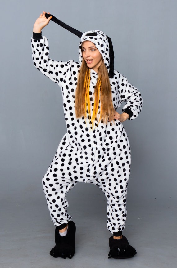 Costume dalmata, tutina per adulti, tutina uomo adulto, pigiama  morbidissimo, pigiama divertente adulto, pigiama in pile, pigiama  invernale, animale adulto -  Italia