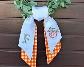 Embroidered Pumpkin Door Decor – Fall Farmhouse Halloween Decoration, Cottagecore Autumn Wreath, Cozy Harvest Home Accent