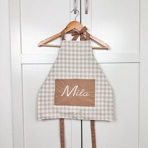 Delantal infantil personalizado con nombre – Delantal ajustable para cocinar y hornear – Bonito regalo personalizado para niños de 2 años, delantal de lino para bebé.
