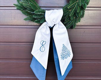 Chinoiserie Wreath Sash – Holiday Wreath Seasonal Front Door Decor – Blue and White Christmas Wreath – Holiday Gift & Home Décor Accent