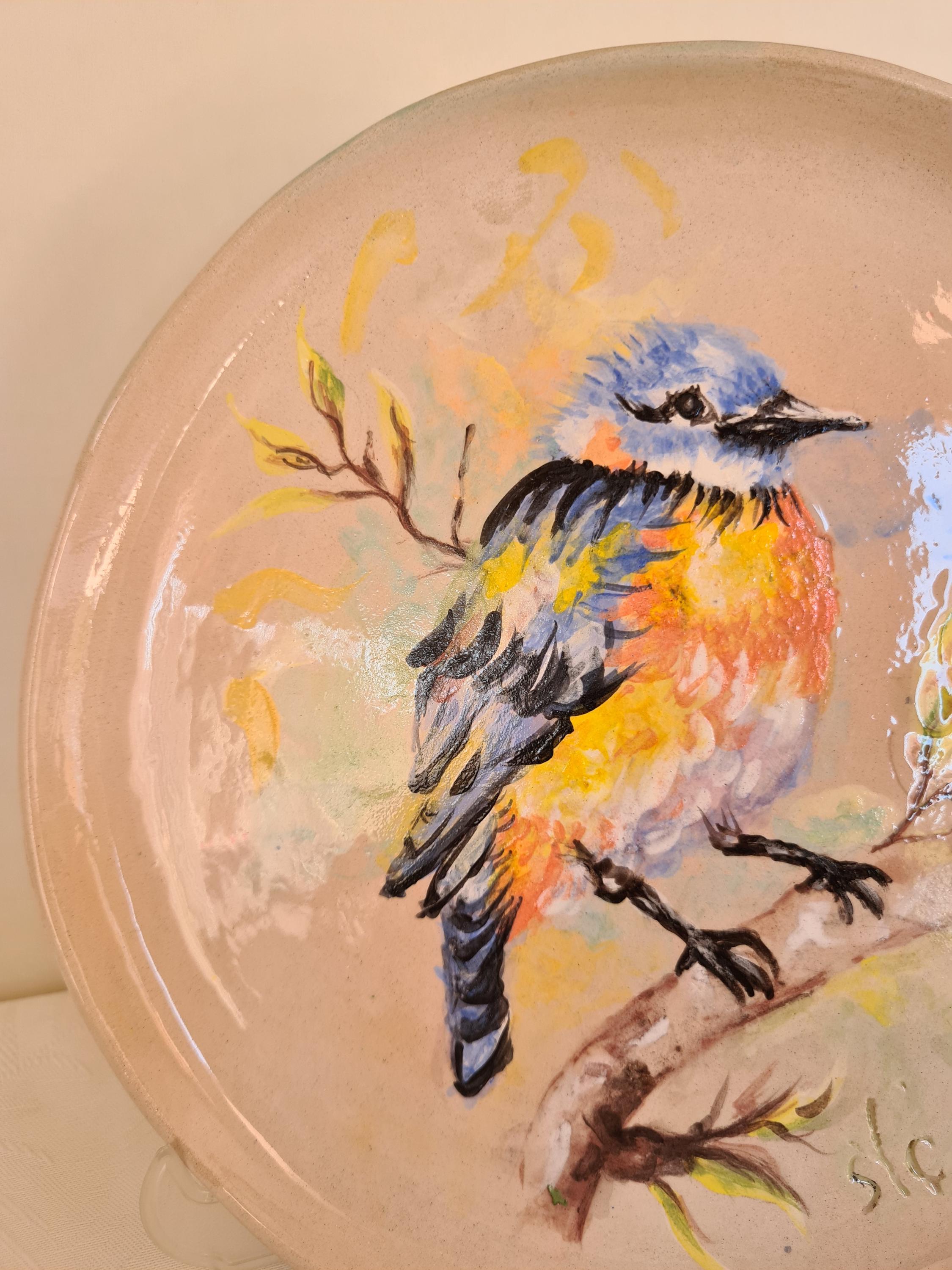 水彩画の鳥をモチーフにしたユニークな手作りサービングプレート