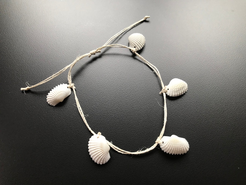 Earth-Friendly Seashell Ankle Bracelet Surfer Bracelet Natural Seashell Anklets Clam Shell Anklets Biodegradable Anklet, Beachy Jewelry
