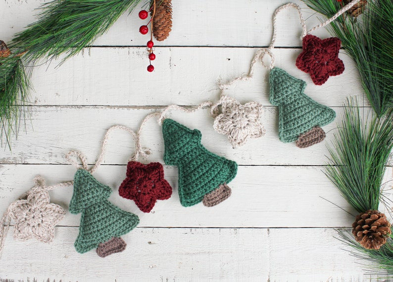 Crochet Christmas Tree Pattern, Crochet Christmas Garland, Crochet Christmas Tree Ornament, Crochet Holiday Decor, Garland for Mantle image 7