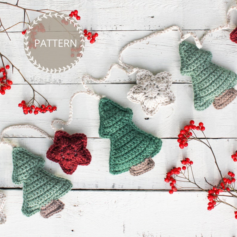 Crochet Christmas Tree Pattern, Crochet Christmas Garland, Crochet Christmas Tree Ornament, Crochet Holiday Decor, Garland for Mantle image 1