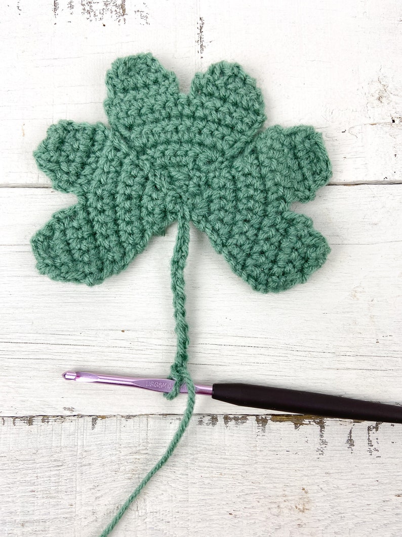 Shamrock Garland Crochet Pattern St. Patrick's Day Crochet Shamrocks image 9