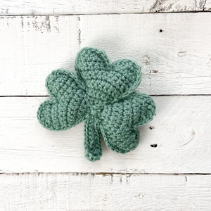 Shamrock Garland Crochet Pattern St. Patrick's Day Crochet Shamrocks image 7