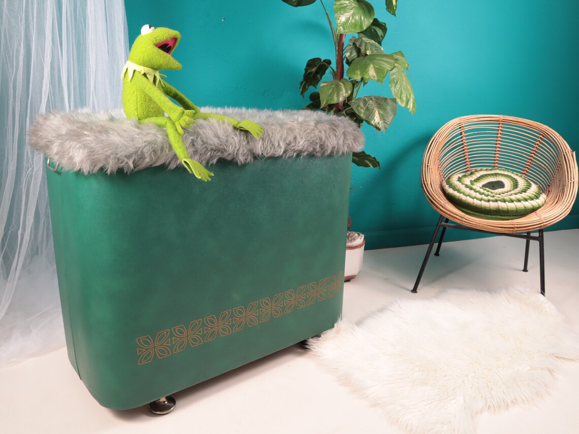 Vintage Wäschetruhe / Aufbewahrungsbox | Etsy