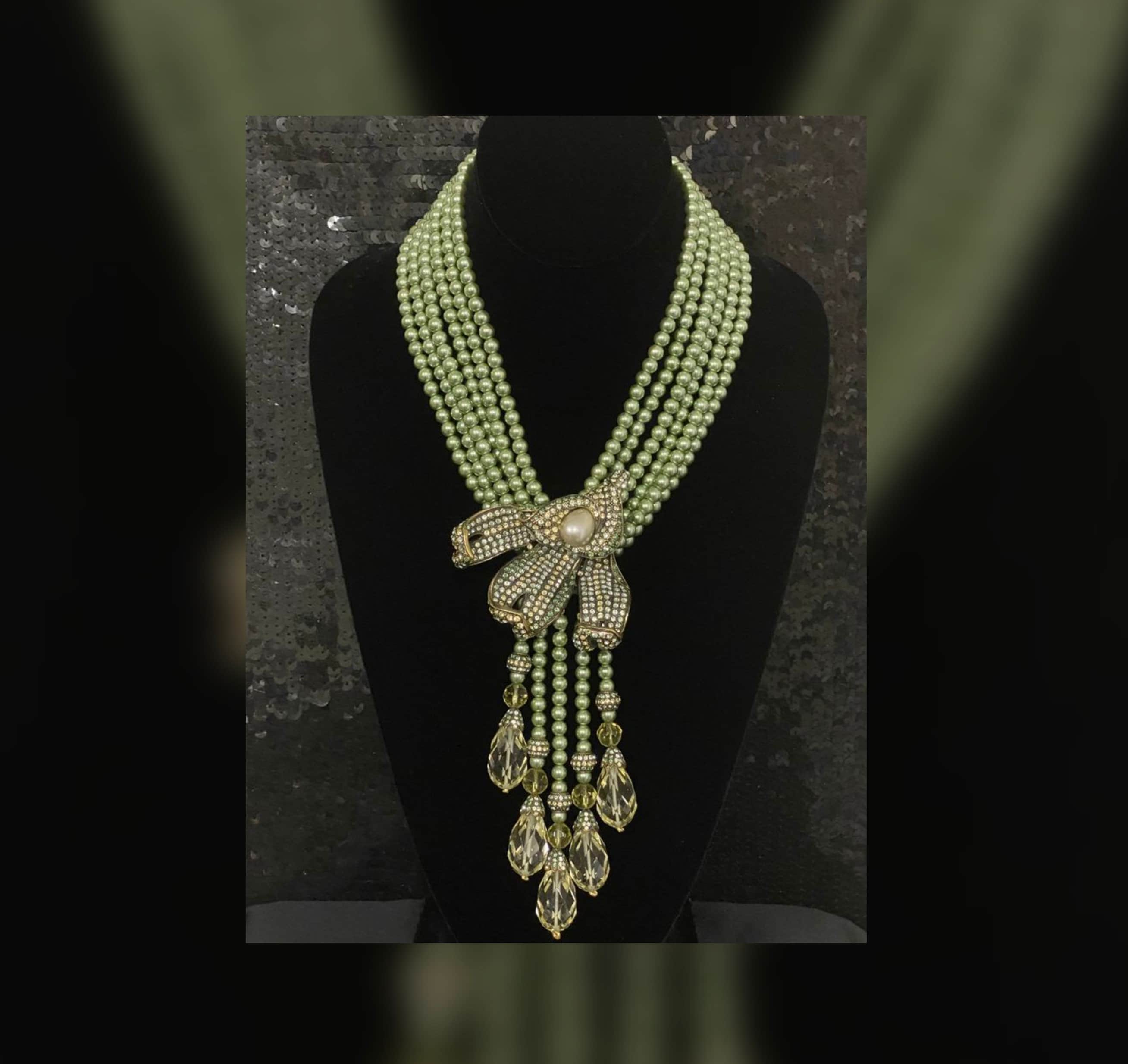 HEIDI DAUS CAPTIVATING CALLA LILY NECKLACE FUCHSIA GREEN ABSOLUTELY BREATHTAKING HEIDI DAUS CAPTIVATING CALLA LILY NECKLACE FUCHSIA GREEN ABSOLUTELY BREATHTAKING