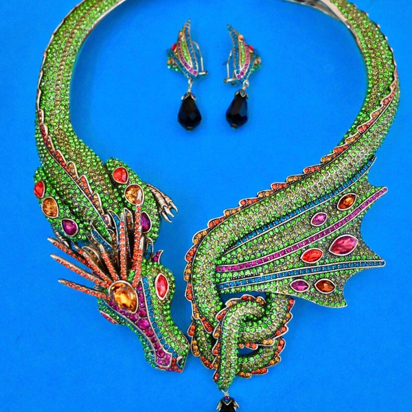 The Heidi Pendant