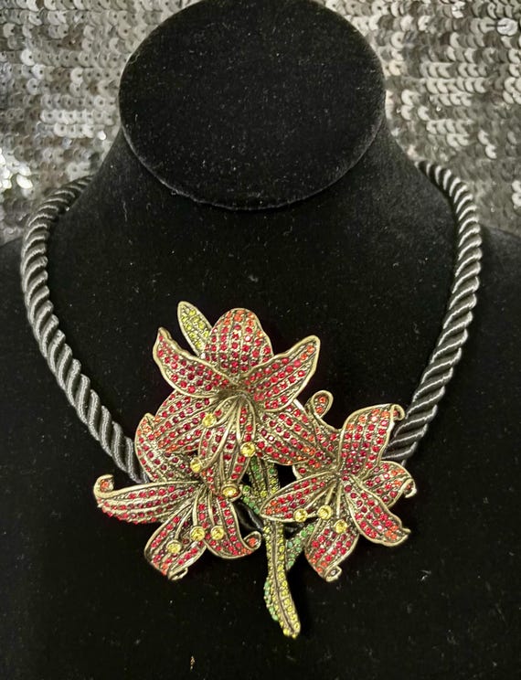 Heidi daus exquisite pin - Gem Heidi daus exquisite pin - Gem