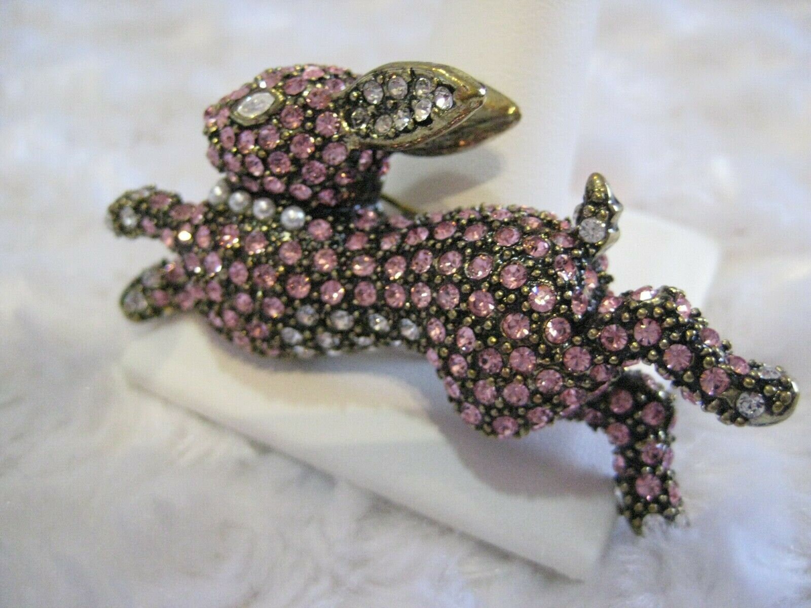 Heidi Daus Signed Baby Honey Bunny Pin Brooch Swarovski