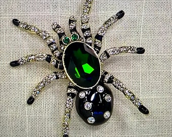 Heidi Daus Leggs McDaus Crystal and Enamel Spider Pin Brooch Swarovski Elements