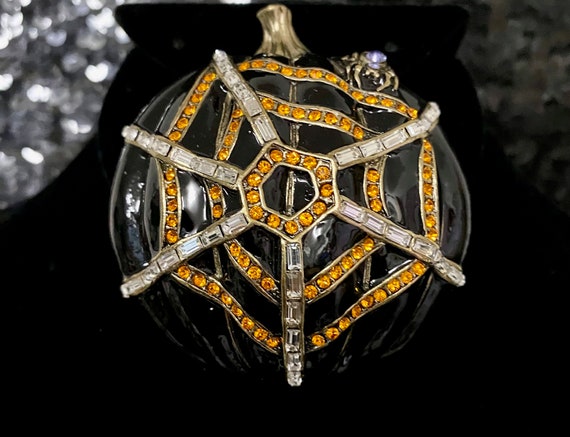 Heidi daus exquisite pin - Gem