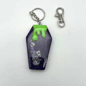 Glitter Coffin Shaker Keychain Charm Spooky, Halloween Keychain, Shaker Keychain goth Kawaii
