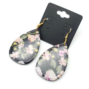 Black and White Floral Print Resin and Wood Teardrop Shaped Earrings