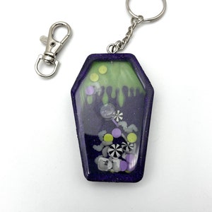 Glitter Coffin Shaker Keychain Charm Spooky, Halloween Keychain, Shaker Keychain goth Kawaii