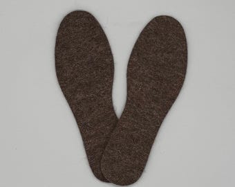 Plantillas de alpaca elaboradas con lana de alpaca regional: suelas de calzado termorreguladoras y transpirables para todo el año.