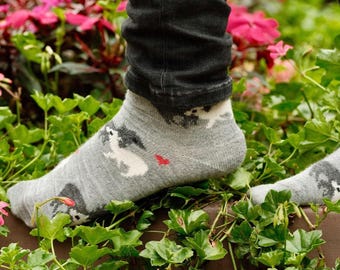 Calcetines coloridos de lana de alpaca con un bonito estampado de alpacas – Calcetines de caña media para mujer y hombre (Gris, Azul)