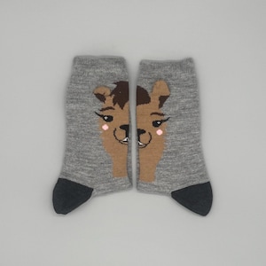 Alpakawolle Socken mit niedlichem 3D Alpaka-Motiv – Niedliche Socken für Damen und Herren