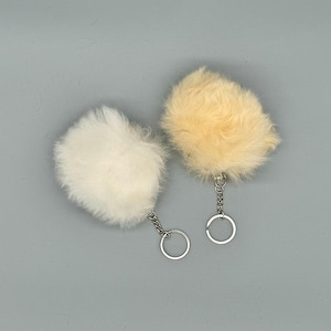 Alpaca PomPom Keychain: Handcrafted Pendant made from the Finest Alpaca Fur