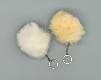 Alpaca PomPom Keychain: Handcrafted Pendant made from the Finest Alpaca Fur