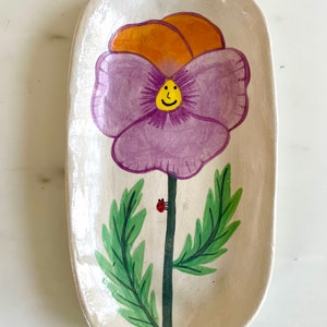 Handcrafted Ceramic Oval Plates: Smiling Pansy Flowers, Springtime Elegance for Your Table image 5