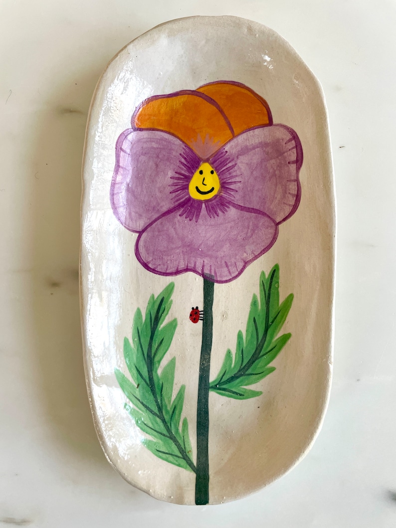 Handcrafted Ceramic Oval Plates: Smiling Pansy Flowers, Springtime Elegance for Your Table image 5