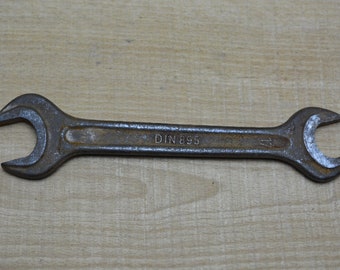 Elora 895024305100 Double open ended spanner DIN 895-24x30mm Elora 895024305100 Double open ended spanner DIN 895-24x30mm