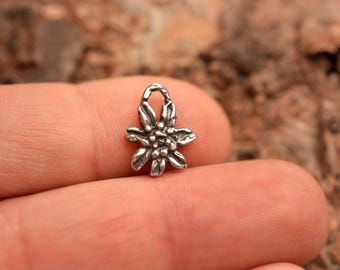 Edelweiss Pendant Necklace: Boho Rustic Alpine Flower Charm, Sterling Silver 925 (Handcrafted, Meaningful Gift, 15mm)