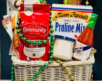 New Orleans Gift Basket: Louisiana Treats & Candle, Customizable NOLA Gift