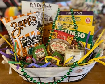Curated Taste of New Orleans Gift Box – Beignets & Coffee Candle, Cafe Du Monde Coffee, Louisiana Treats, Luxury NOLA Gift
