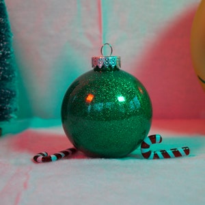 Santa's Reindeer Shatterproof Glitter Ornament Set Round