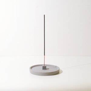 Round Concrete Incense Holder with Cube Minimal Style Incense Burner Concrete Incense Stick Holder Gift Homeware Gray