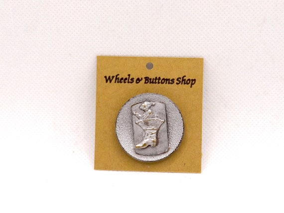 Tom Thumb XL Pewter Button