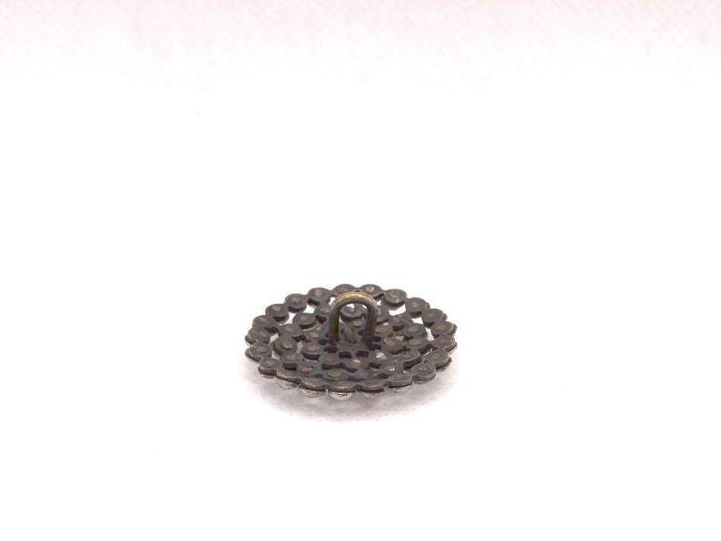 Steel Cut Button